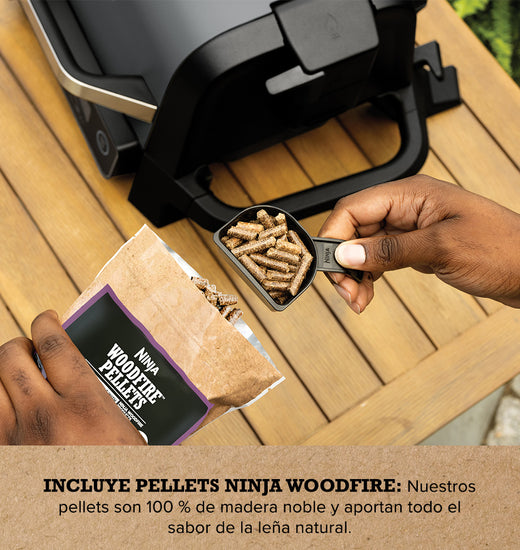Parrilla eléctrica con Ahumador ,Ninja Woodfire, Parrilla de exterior, incluye pellets ninja woodfire, 100% madera noble, todo el sabor de la leña natural