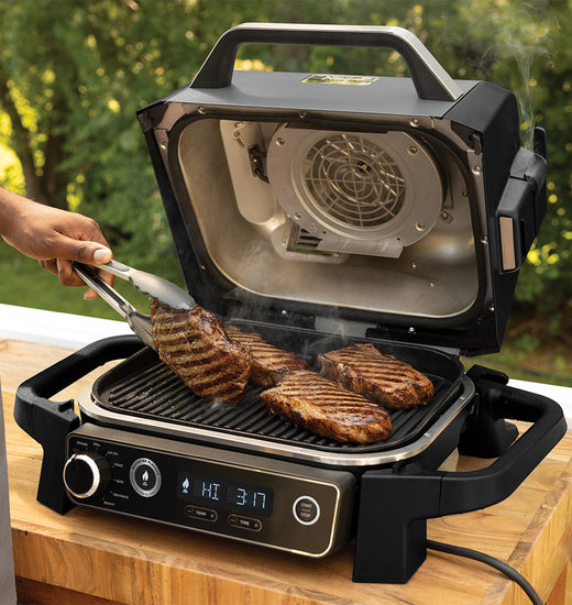 Parrilla eléctrica con Ahumador Ninja Woodfire